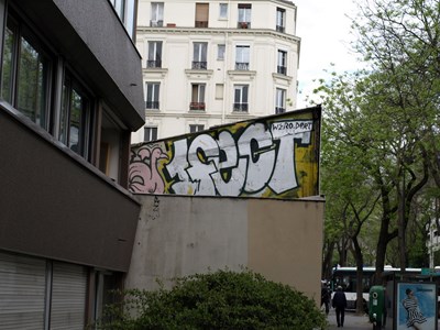 photo graffiti Paris 20eme arrondissement